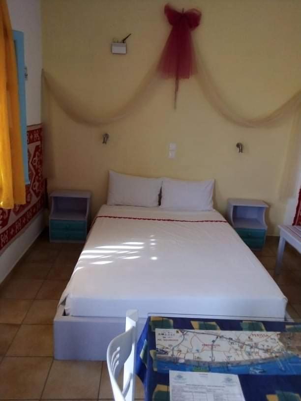 Darzenta Athina Beach Houses Периволос Екстериор снимка